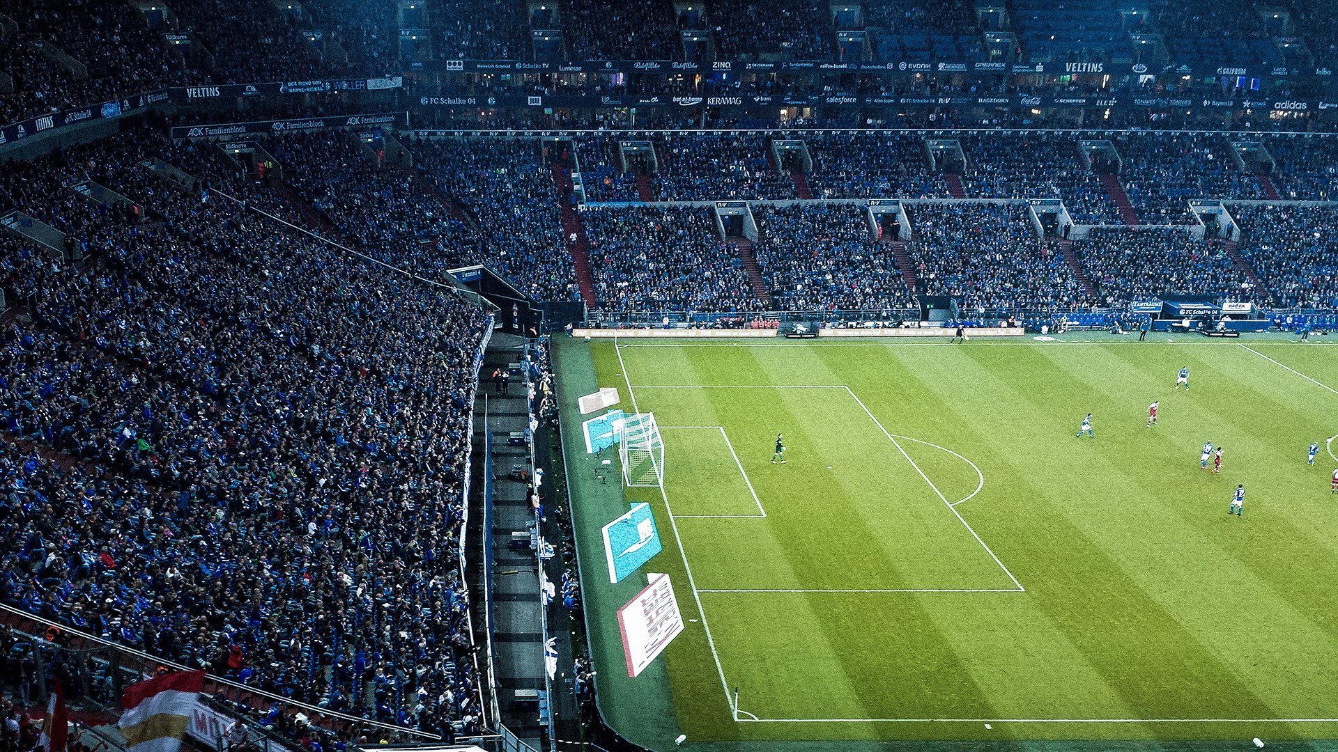 爱游戏app注册-世界杯外围赛进入白热化，各国争夺宝贵出线名额